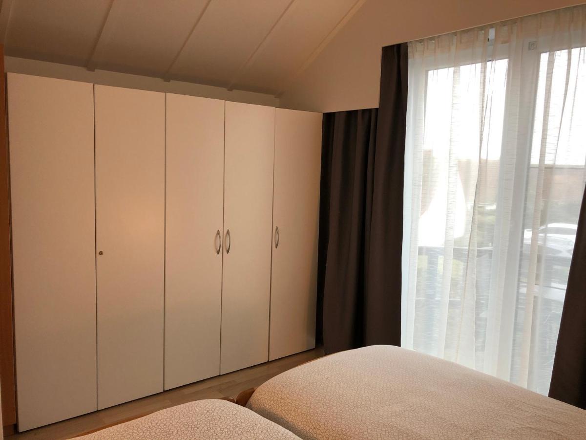 Knus Appartement Met Zicht Op Zeepolder De Haan Zewnętrze zdjęcie